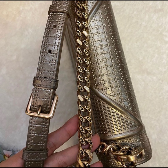 Diorama metallic gold authentic - Picture 6 of 7